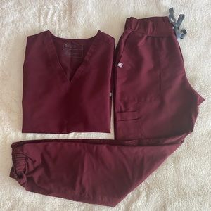 Figs scrubs sets burgundy XS
